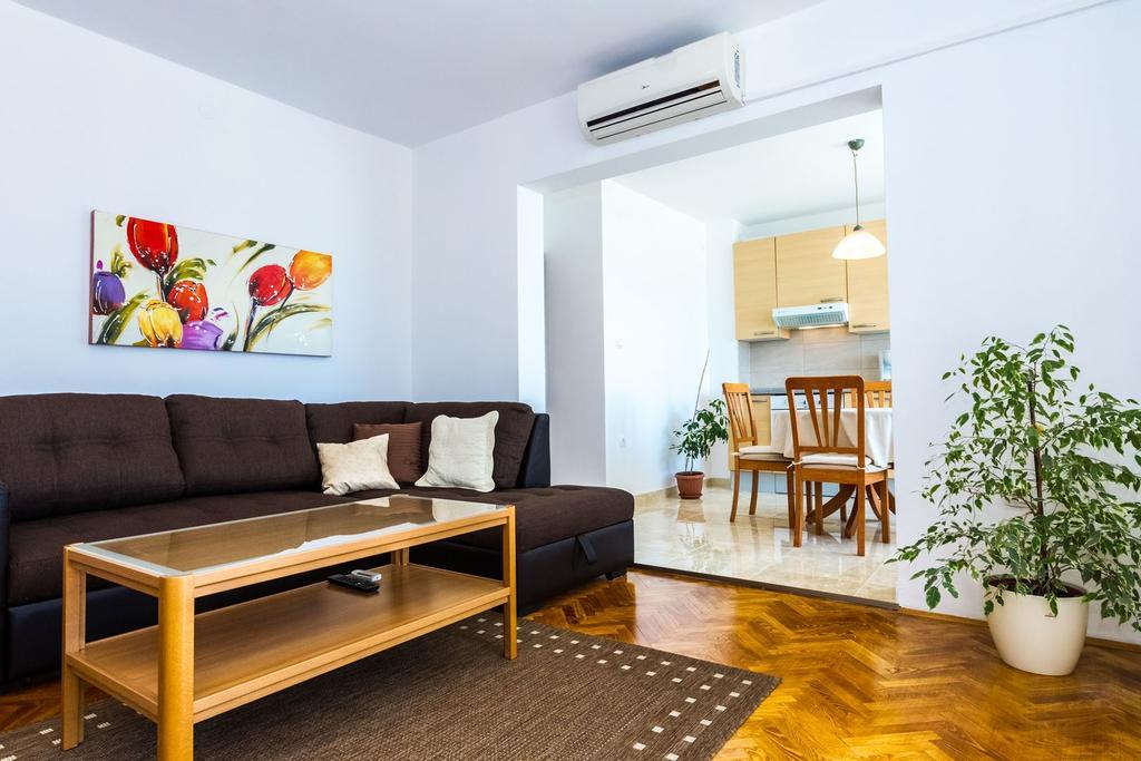 זאדאר Apartments Cvita מראה חיצוני תמונה